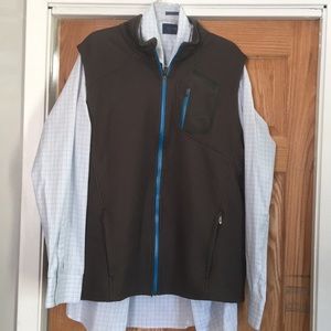 Spyder dark grey vest. Lightweight and comfortable